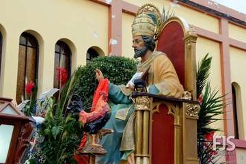 Procesión religiosa por las calles de El Ejido (Foto Francisco Javier Santana)